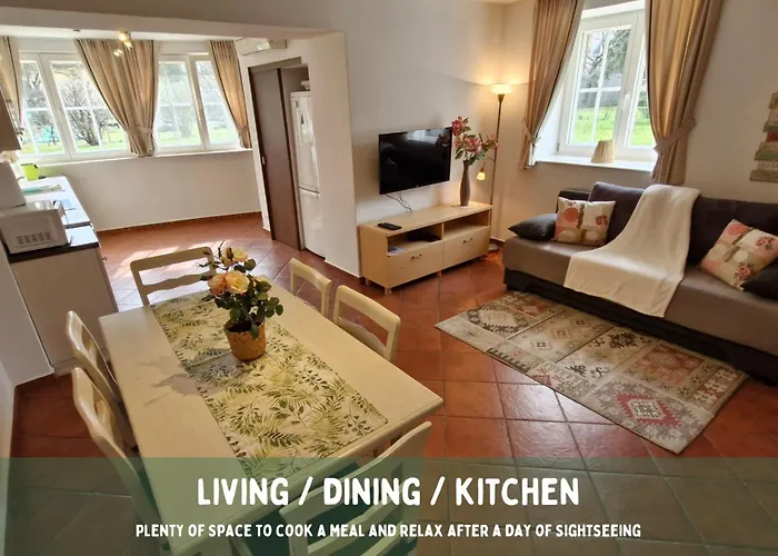 Pardubsky Apartment *